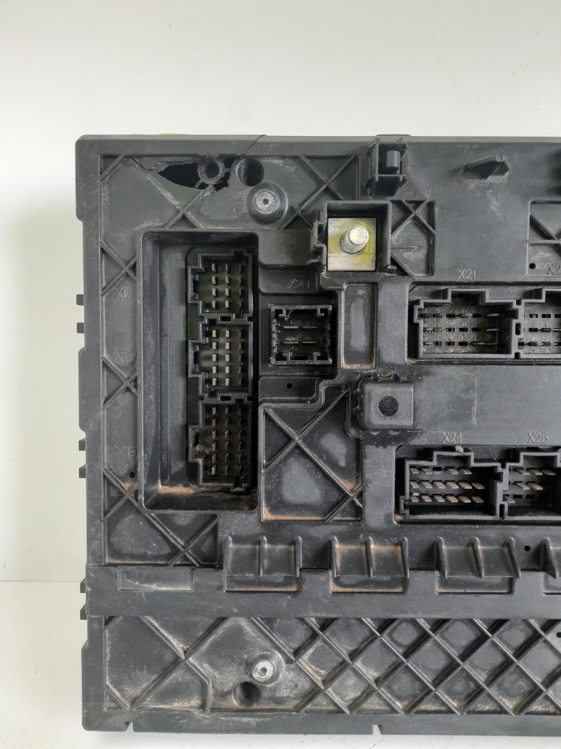 No identificado mercedes-benz actros 23 8-cil. 4-ejes bm 932 (2003) 