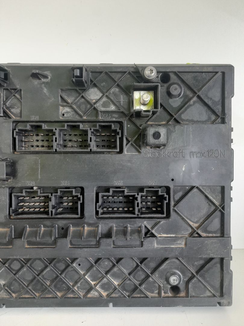 No identificado mercedes-benz actros 23 8-cil. 4-ejes bm 932 (2003) 