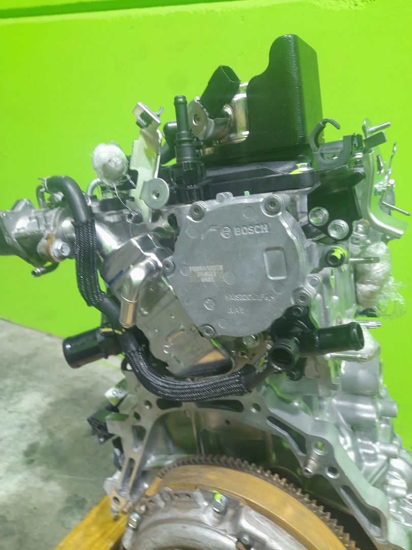 Motor completo toyota yaris (xp21) sedition