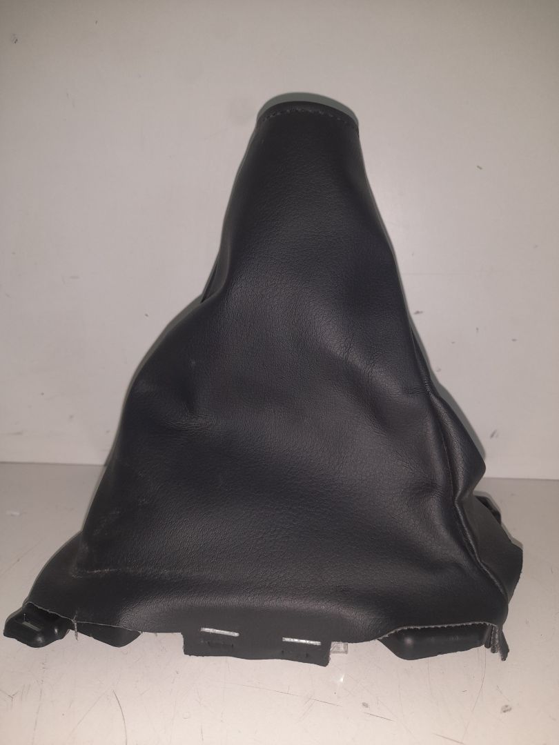 No identificado toyota yaris (xp21) sedition