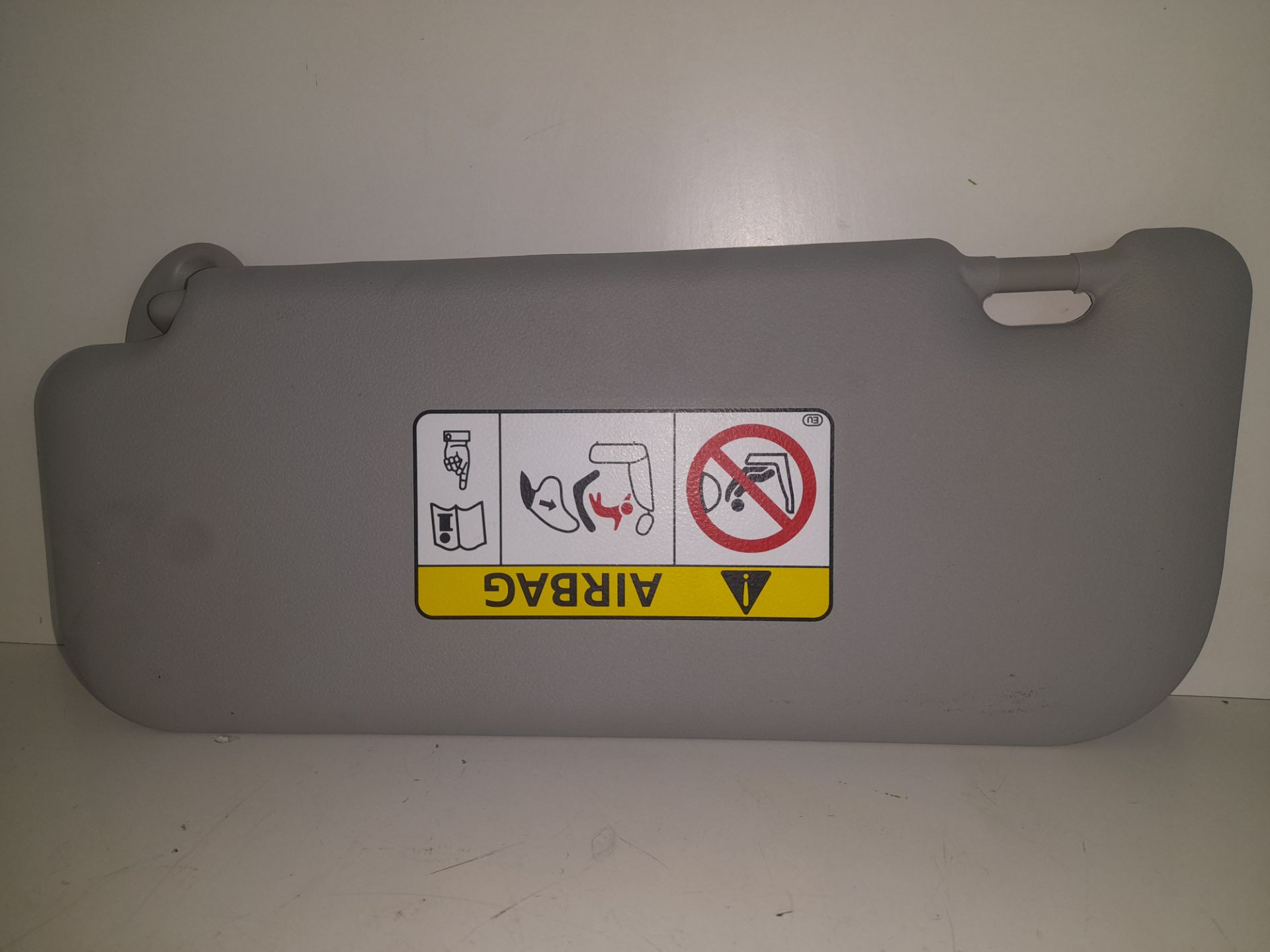 Parasol derecho toyota yaris (xp21) sedition