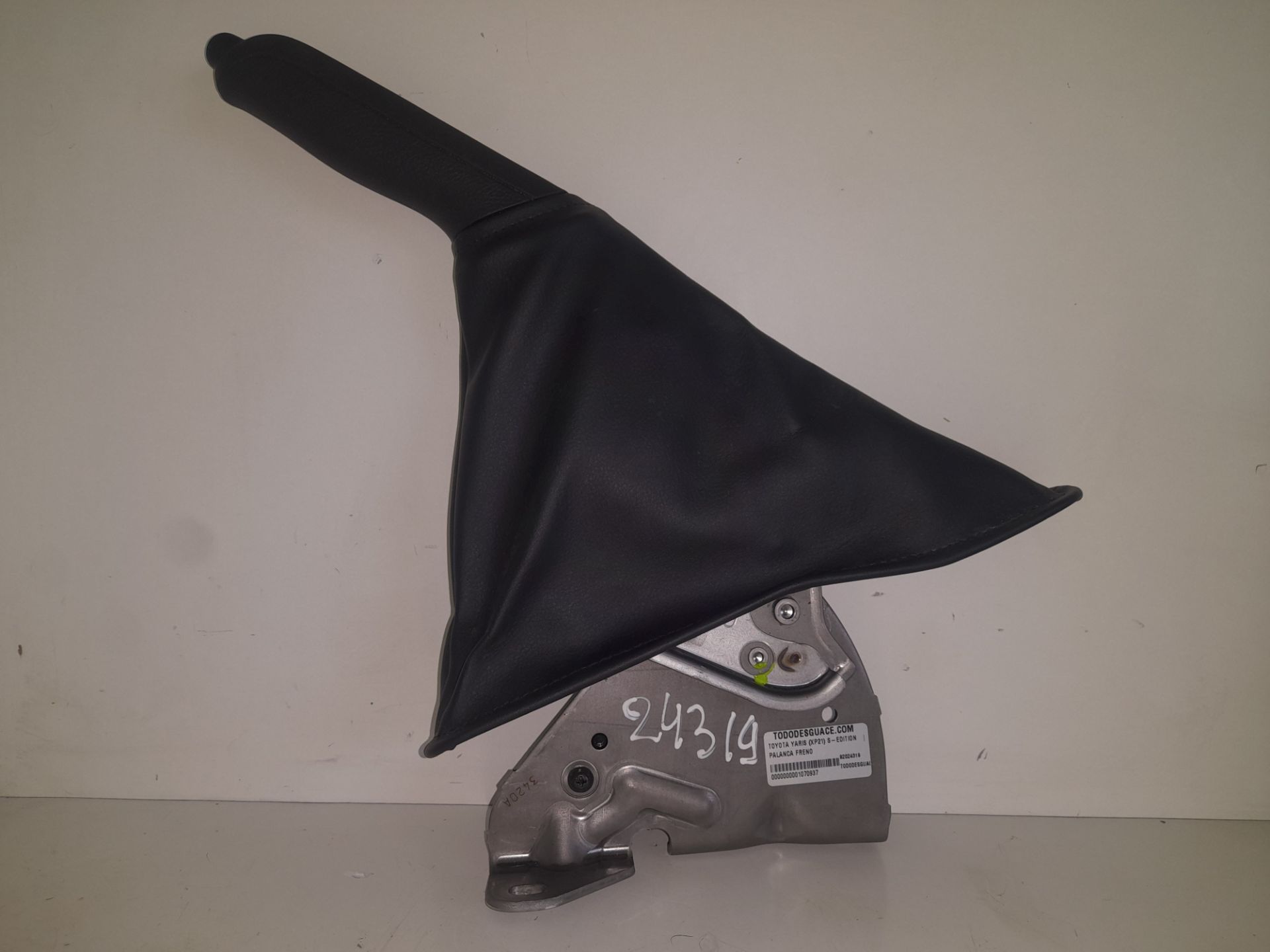 Palanca freno toyota yaris (xp21) sedition