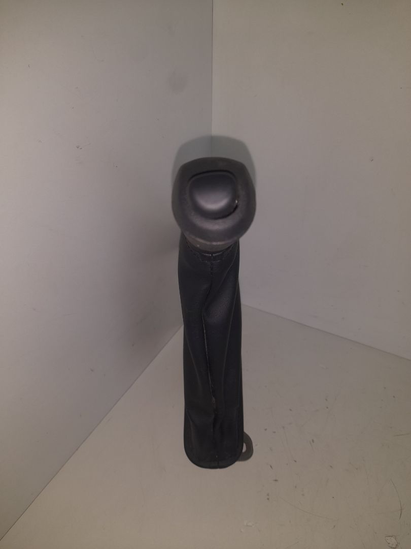 Palanca freno toyota yaris (xp21) sedition