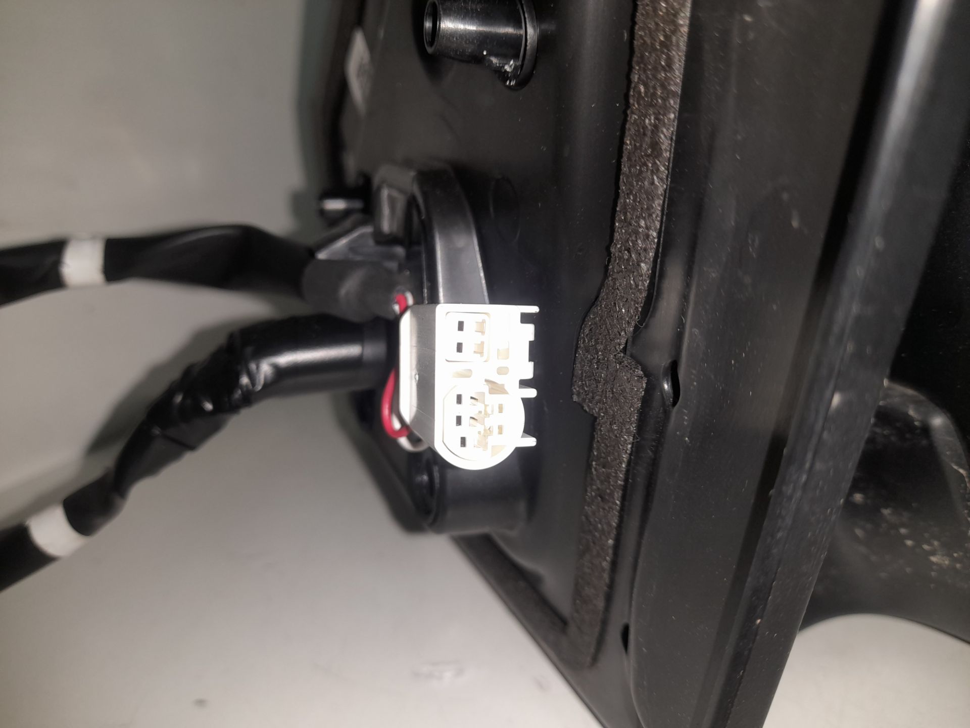 Retrovisor derecho toyota yaris (xp21) sedition