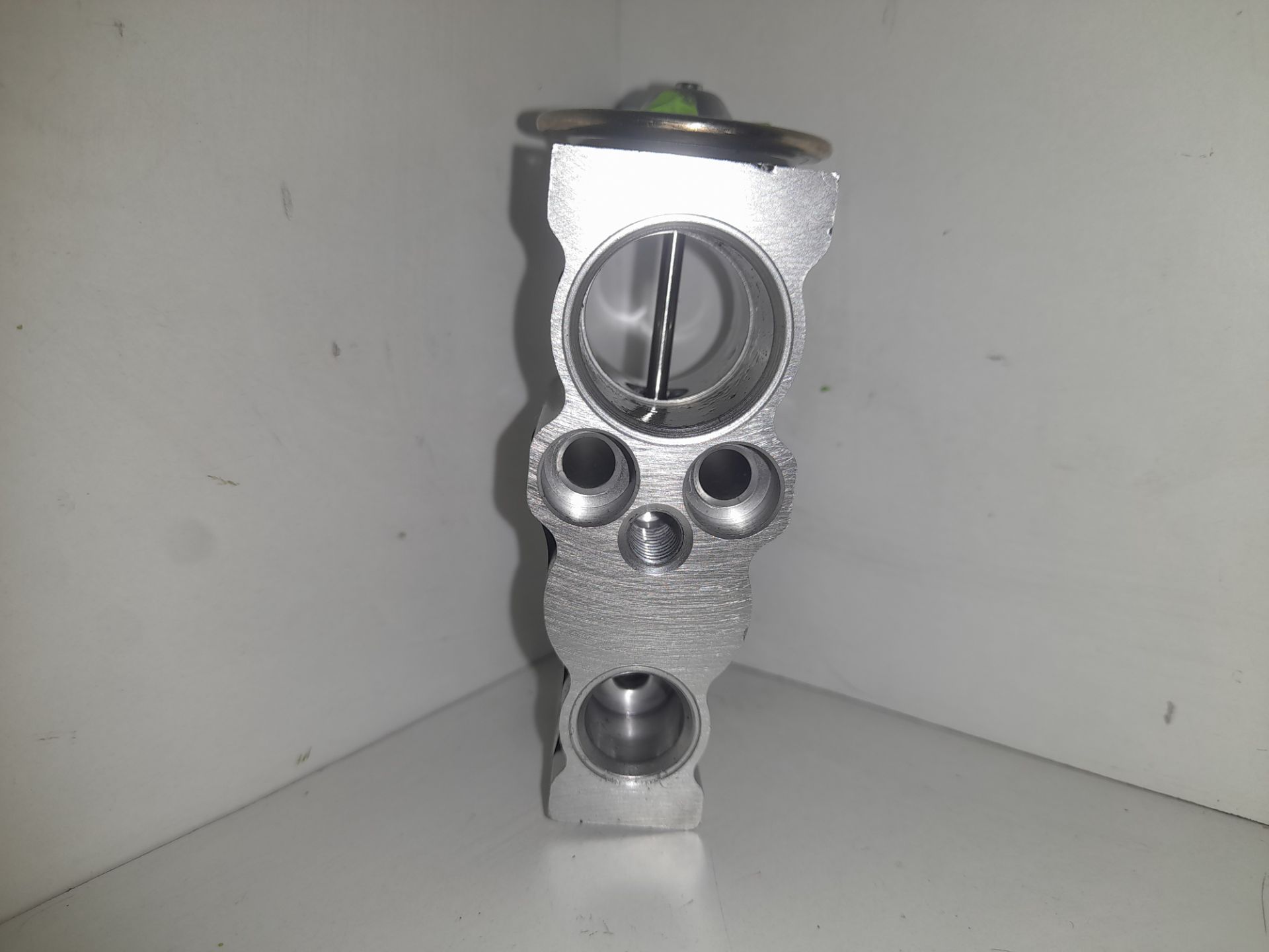 Valvula expansion toyota yaris (xp21) sedition