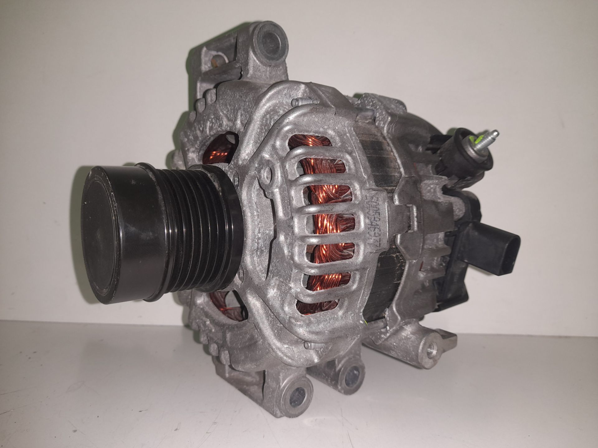 Alternador toyota yaris (xp21) sedition