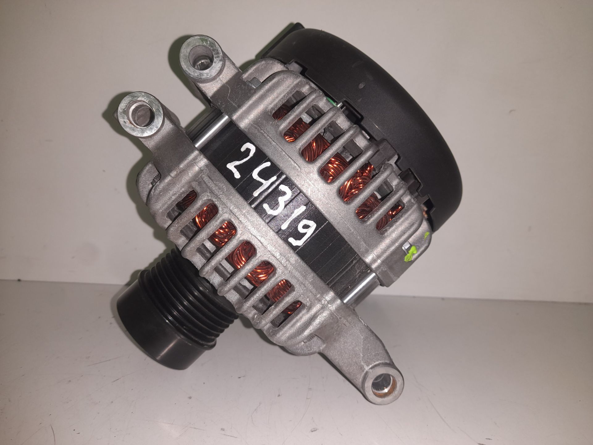 Alternador toyota yaris (xp21) sedition