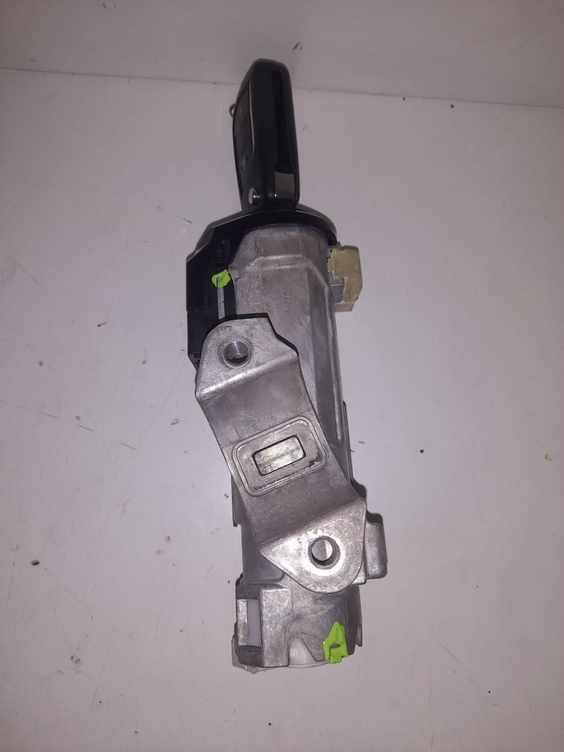 Antirrobo / llave contacto toyota yaris (xp21) sedition
