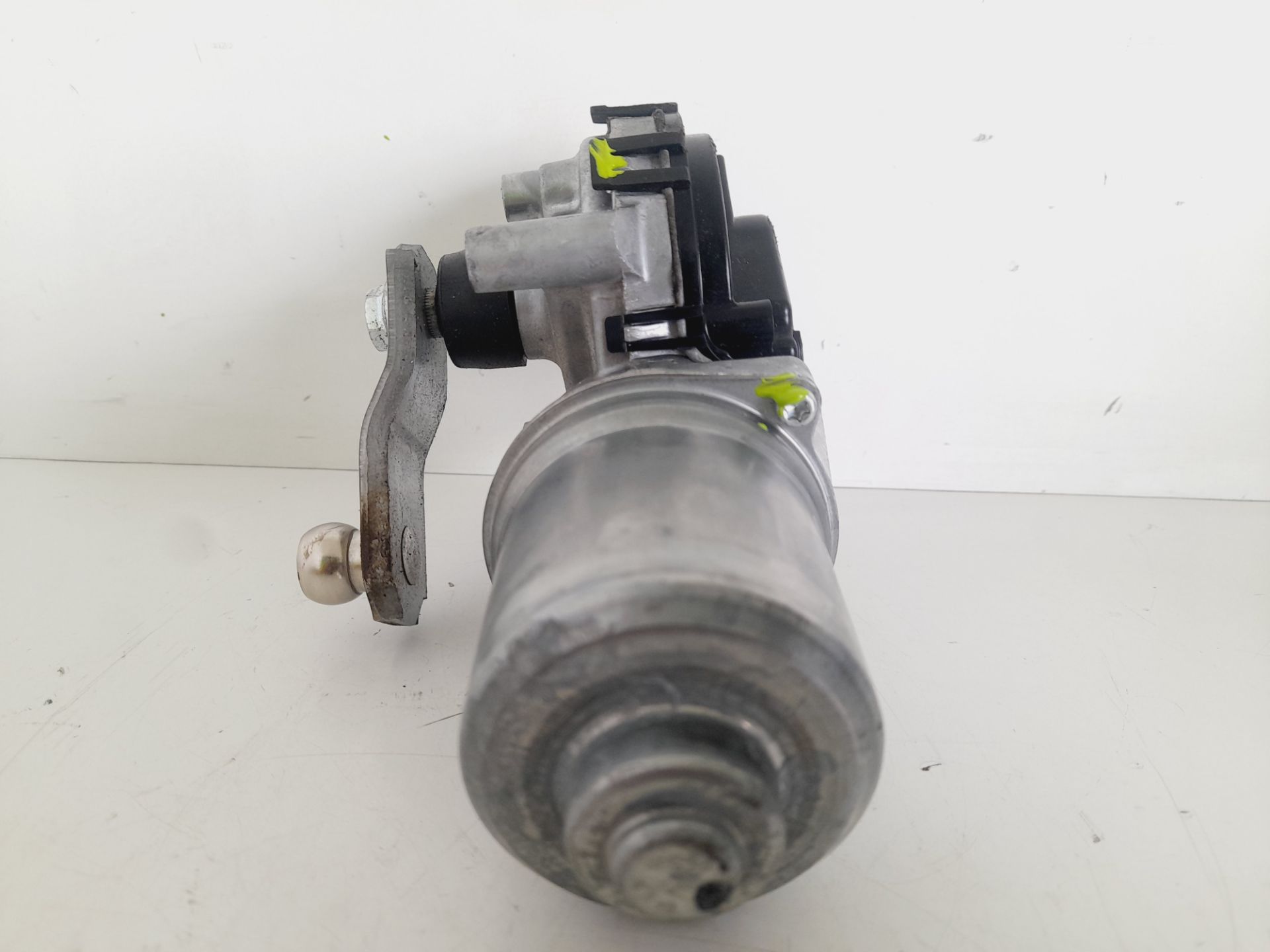 Motor limpia delantero toyota yaris (xp21) sedition