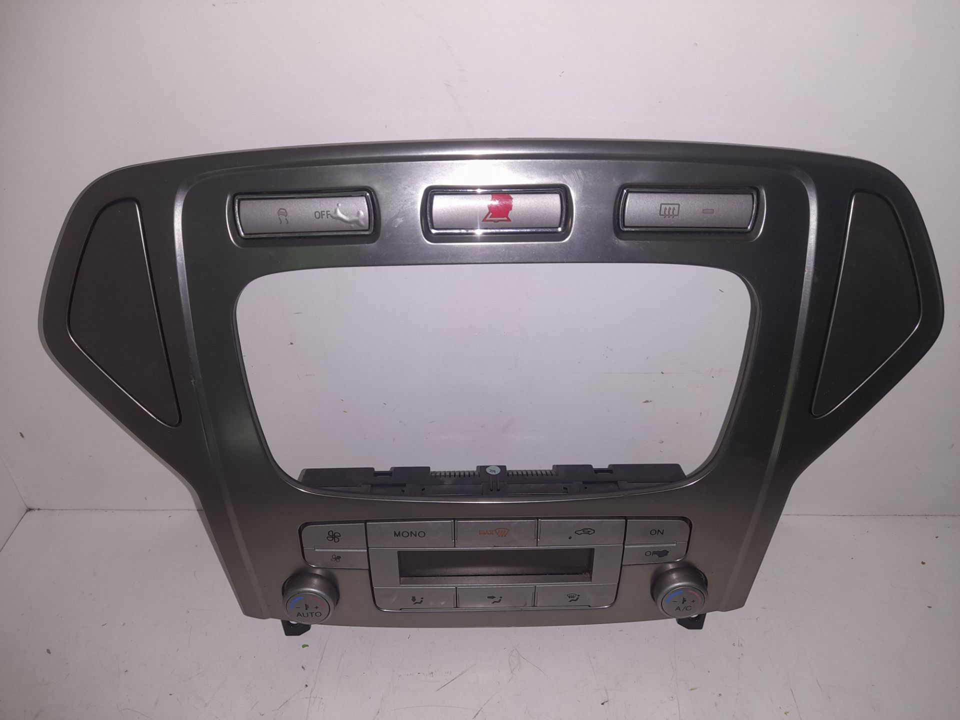 Mando climatizador ford mondeo berlina (ca2) ghia