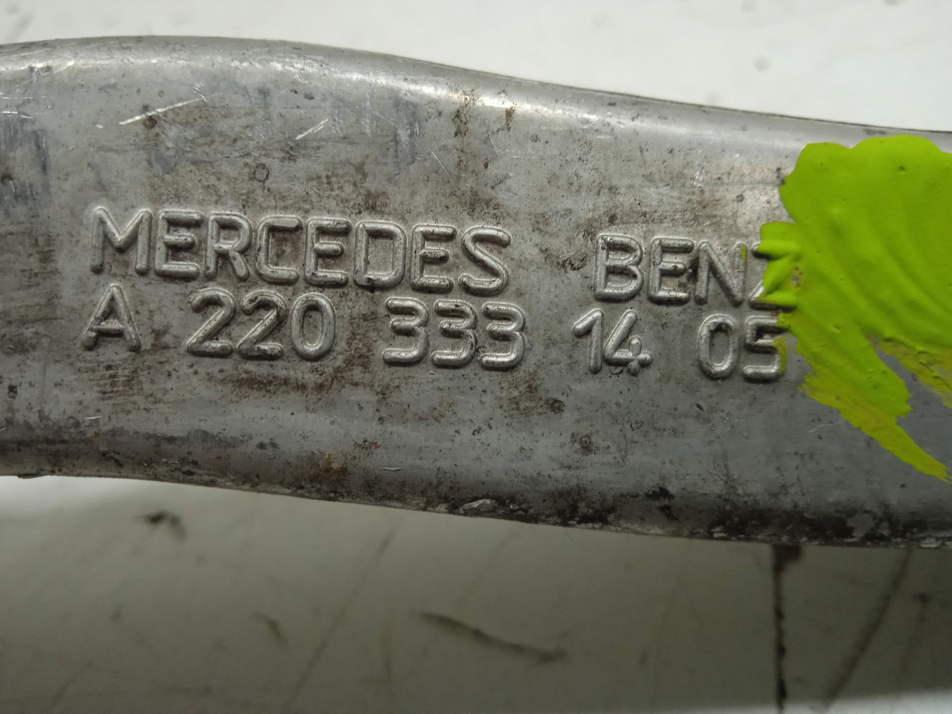 Brazo suspension superior delantero derecho mercedes-benz clase s (bm 220) berlina 320 cdi (220.026)