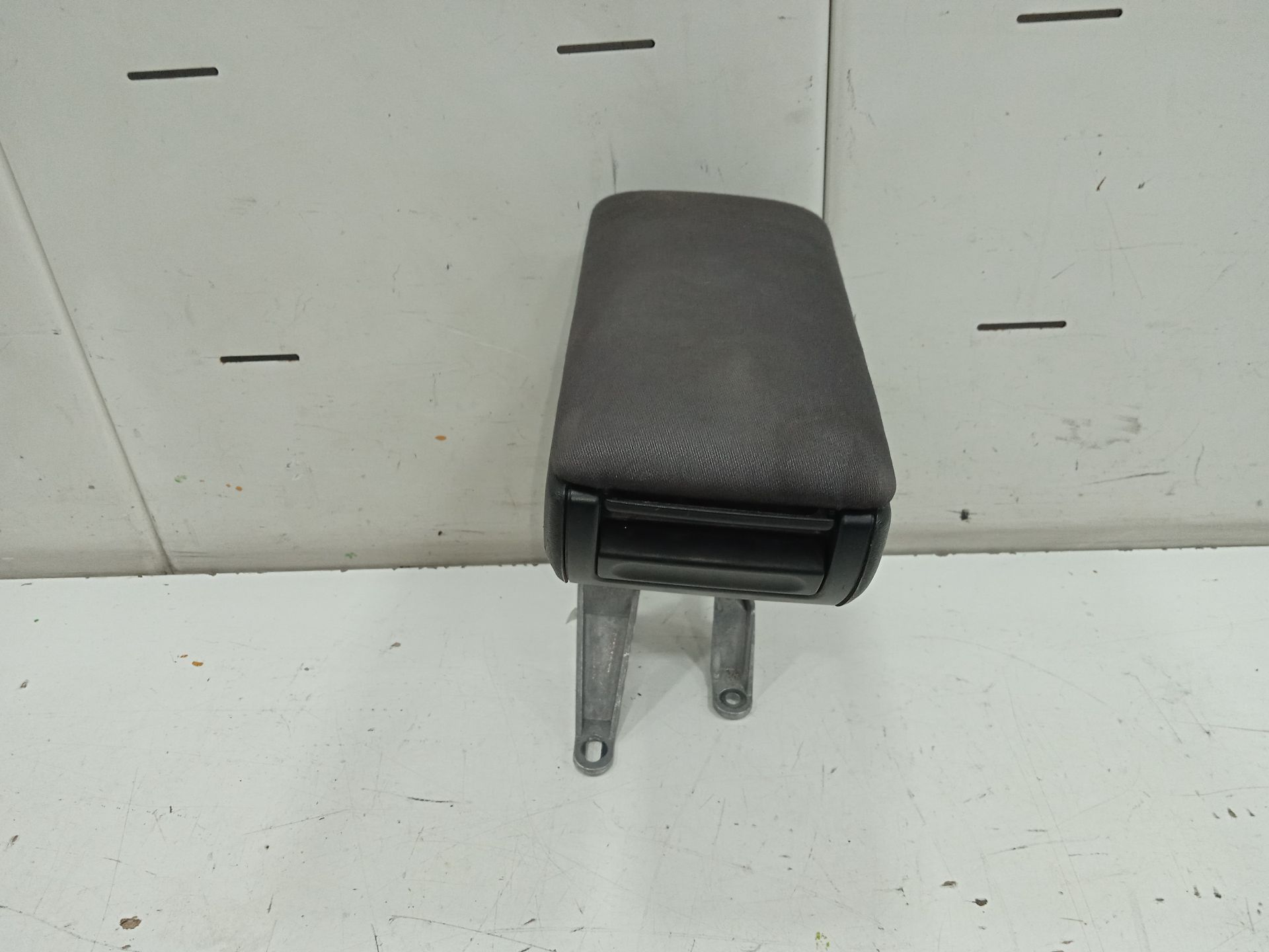 Apoyabrazos central audi a3 (8l) 1.9 tdi ambiente