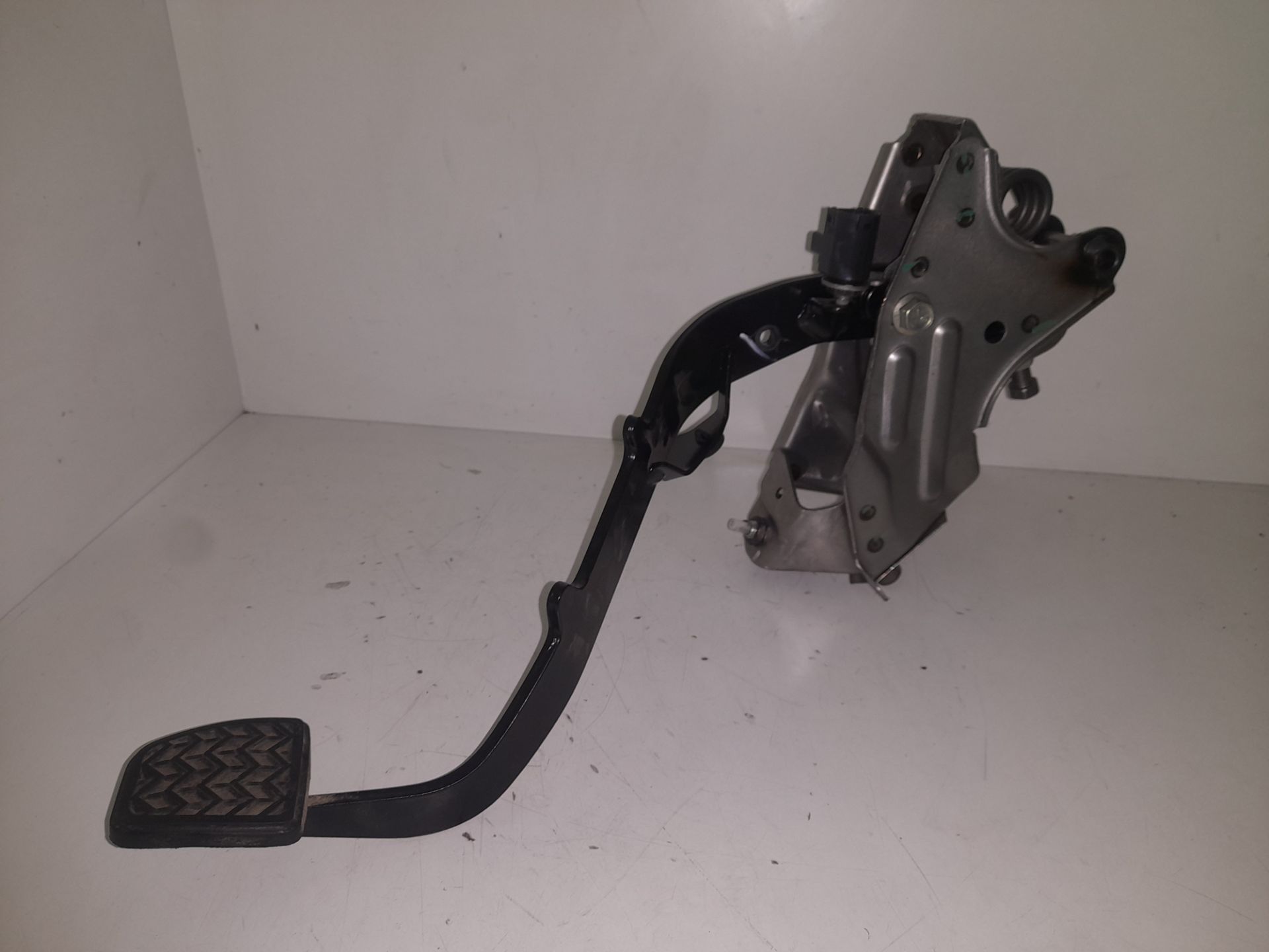 Pedal embrague toyota corolla verso (r1) 2.2 d4d luna