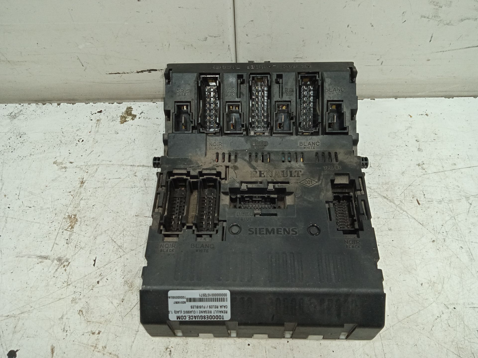 Caja reles / fusibles renault megane i classic (la0) 1.9 dti alize