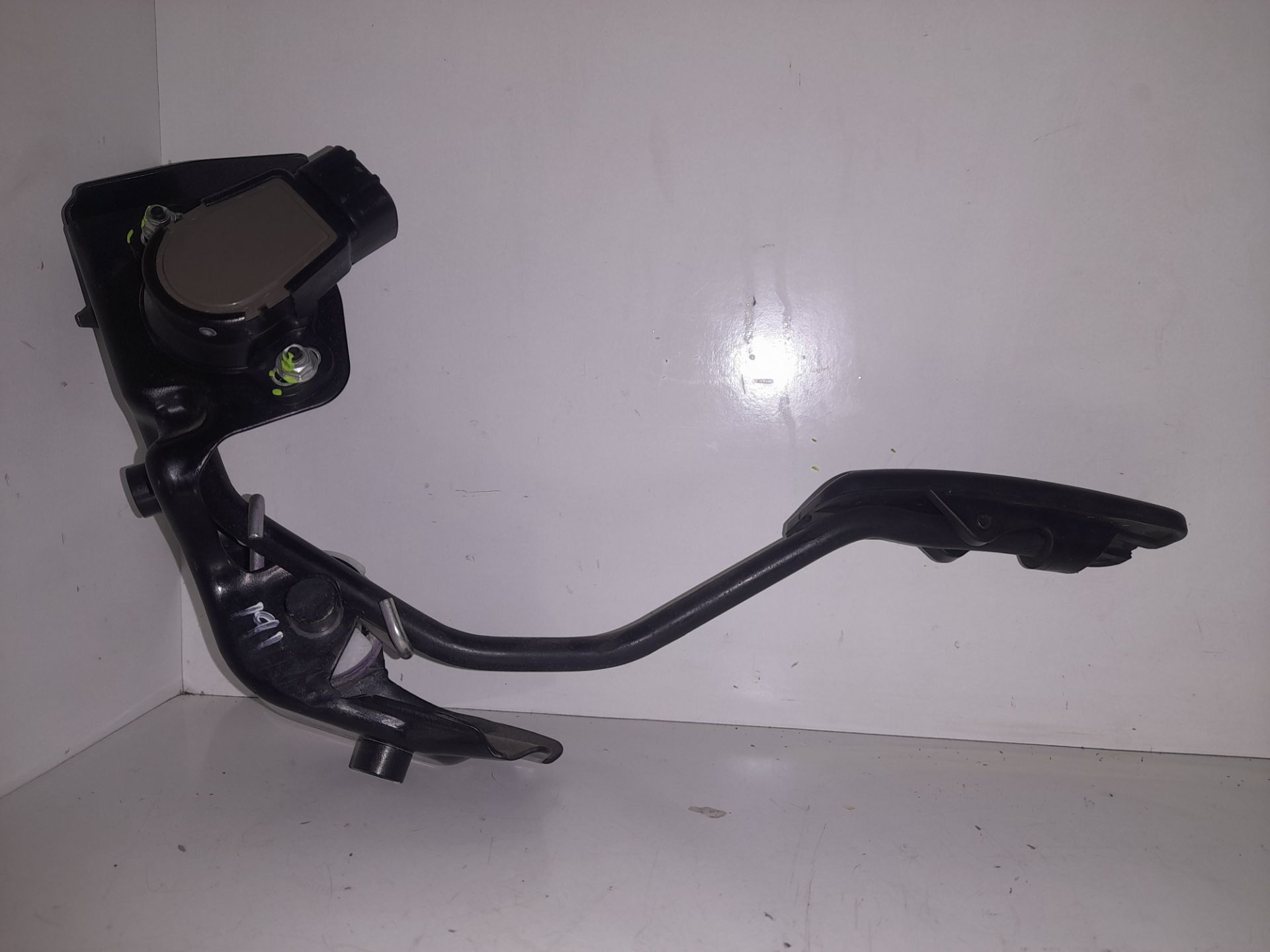 Pedal acelerador toyota corolla verso (r1) 2.2 d4d luna