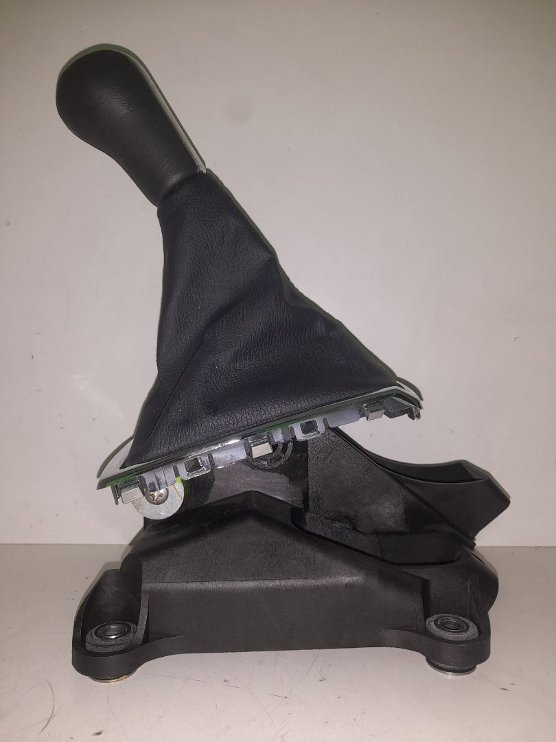 Palanca cambio toyota corolla verso (r1) 2.2 d4d luna