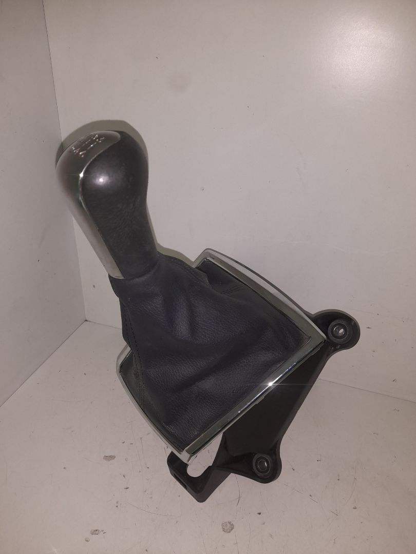 Palanca cambio toyota corolla verso (r1) 2.2 d4d luna