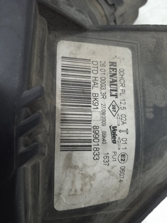 Faro derecho renault  no identificado