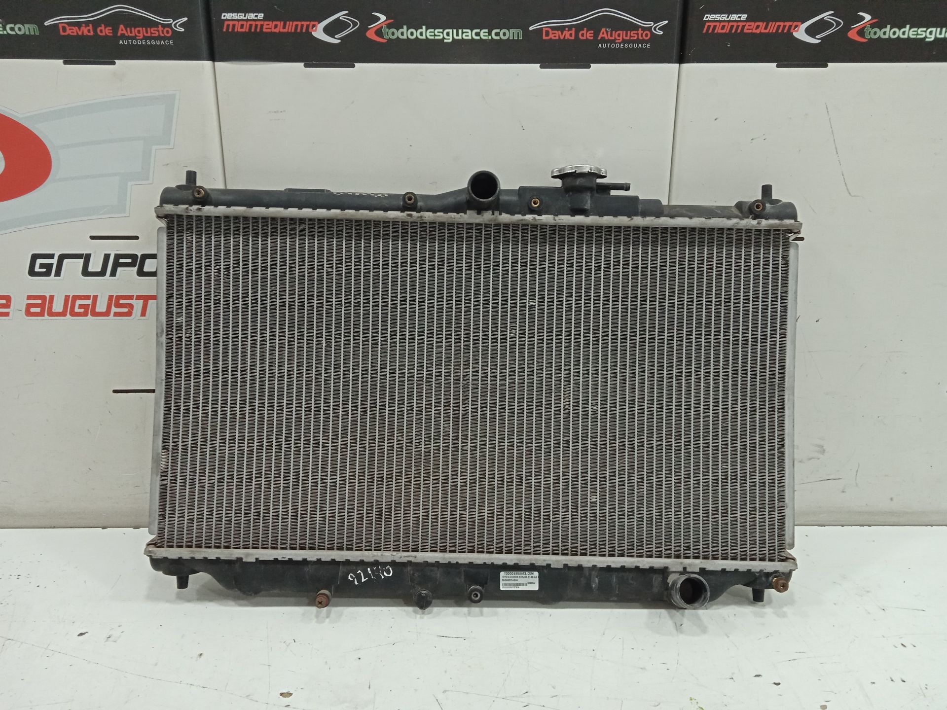 Radiador agua toyota avensis berlina (t22) 2.0 d4d luna (5ptas.)