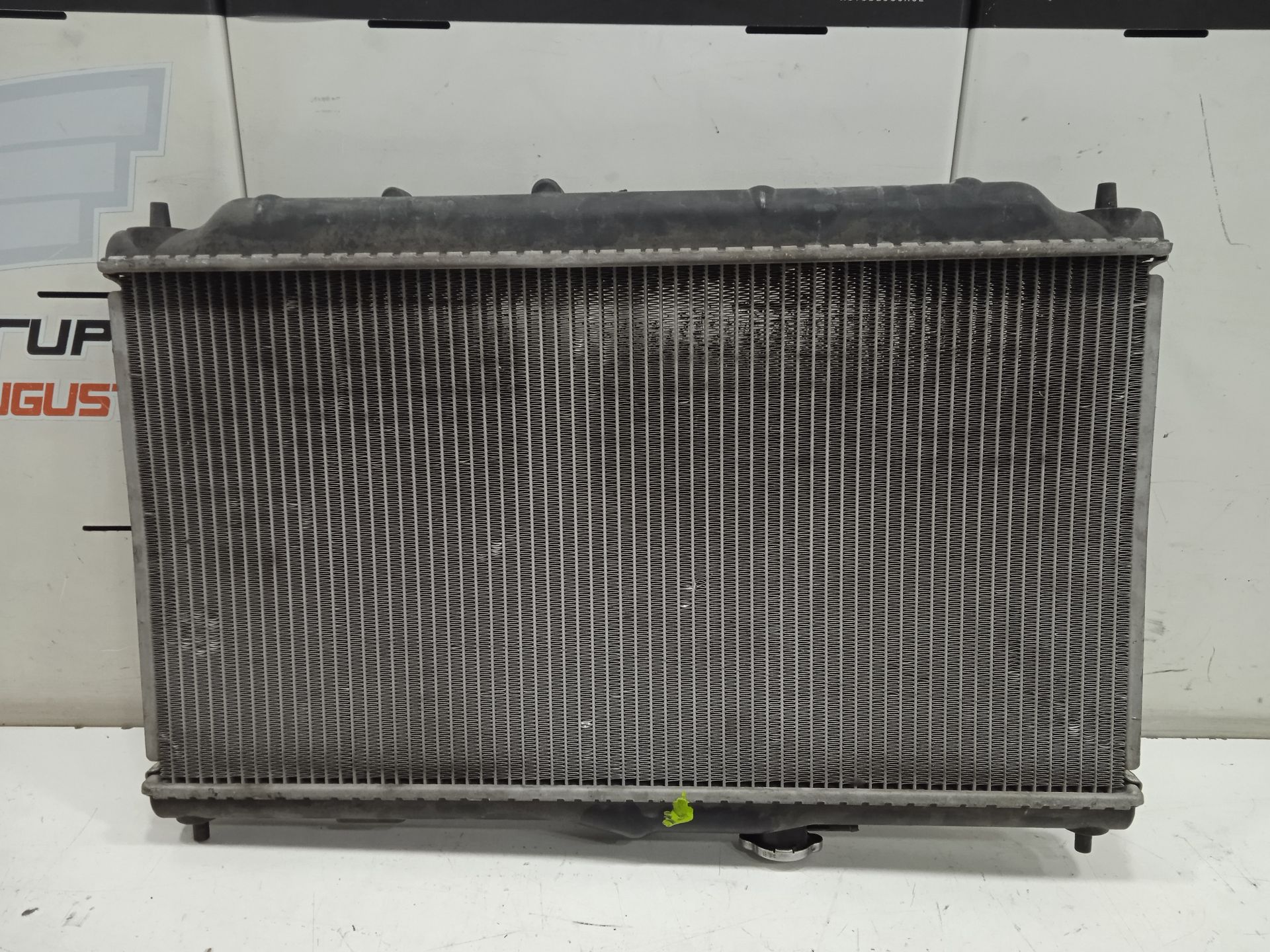 Radiador agua toyota avensis berlina (t22) 2.0 d4d luna (5ptas.)