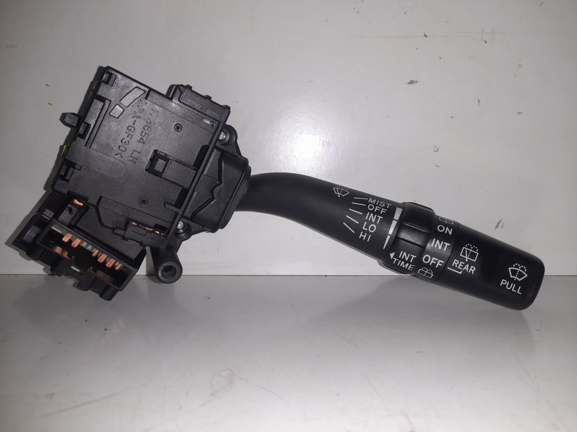 Mando limpia toyota corolla verso (r1) 2.2 d4d luna