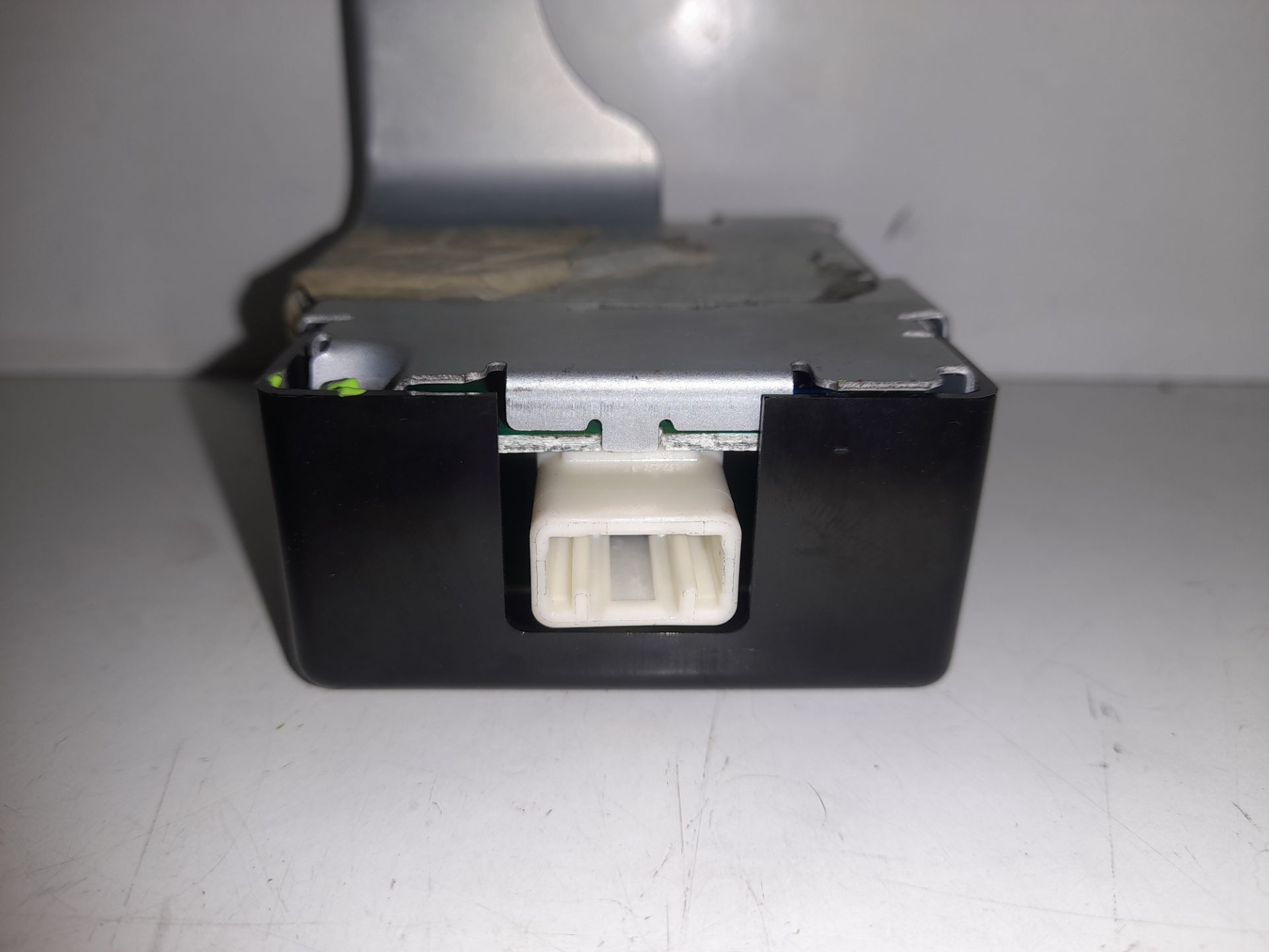 Modulo electronico toyota corolla verso (r1) 2.2 d4d luna