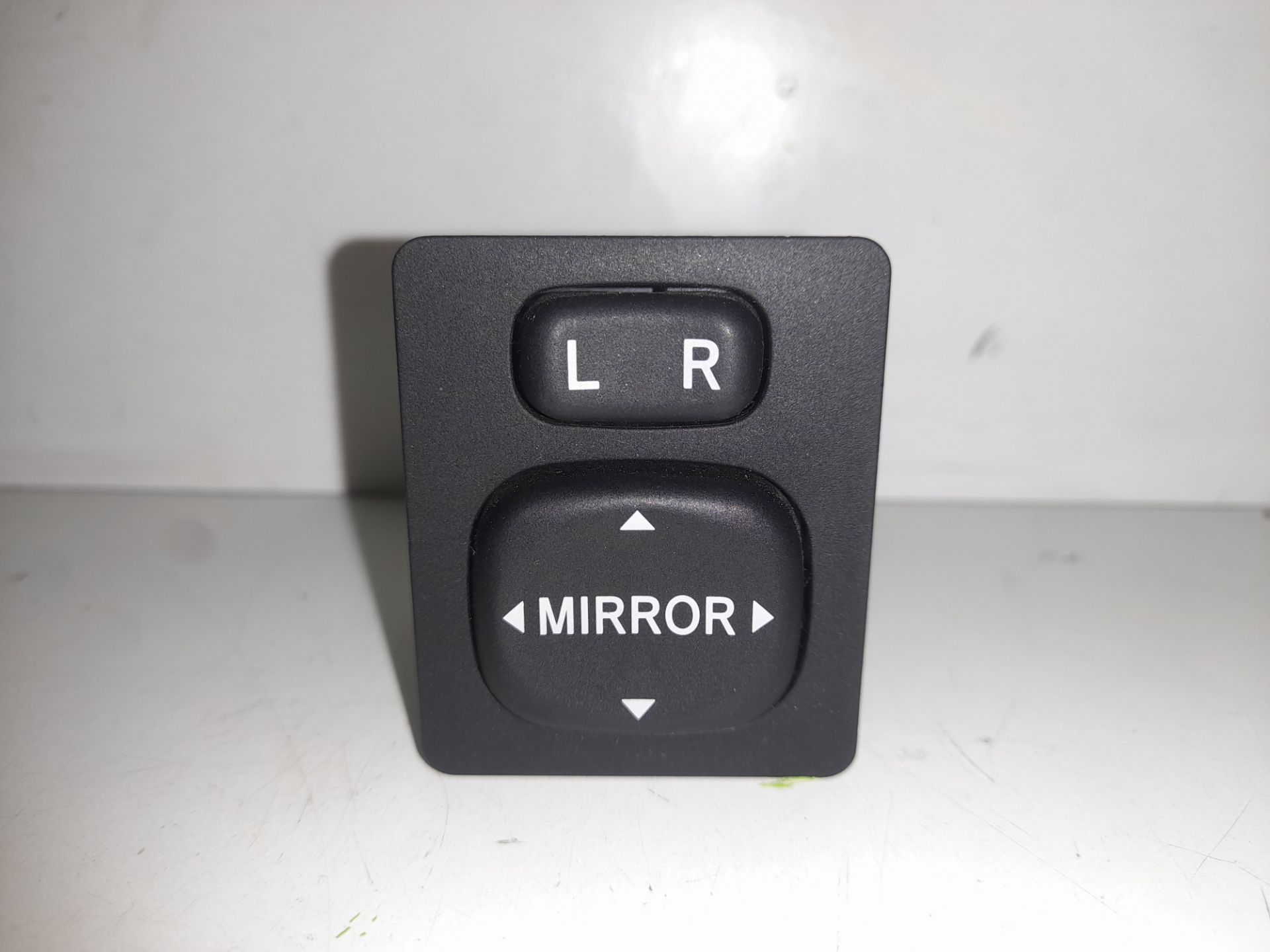 Mando retrovisor toyota corolla verso (r1) 2.2 d4d luna