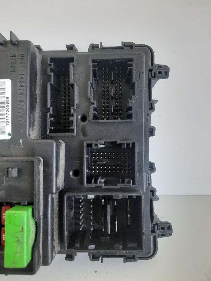 MÓdulo de control de carrocerÍa (bcm) titanium