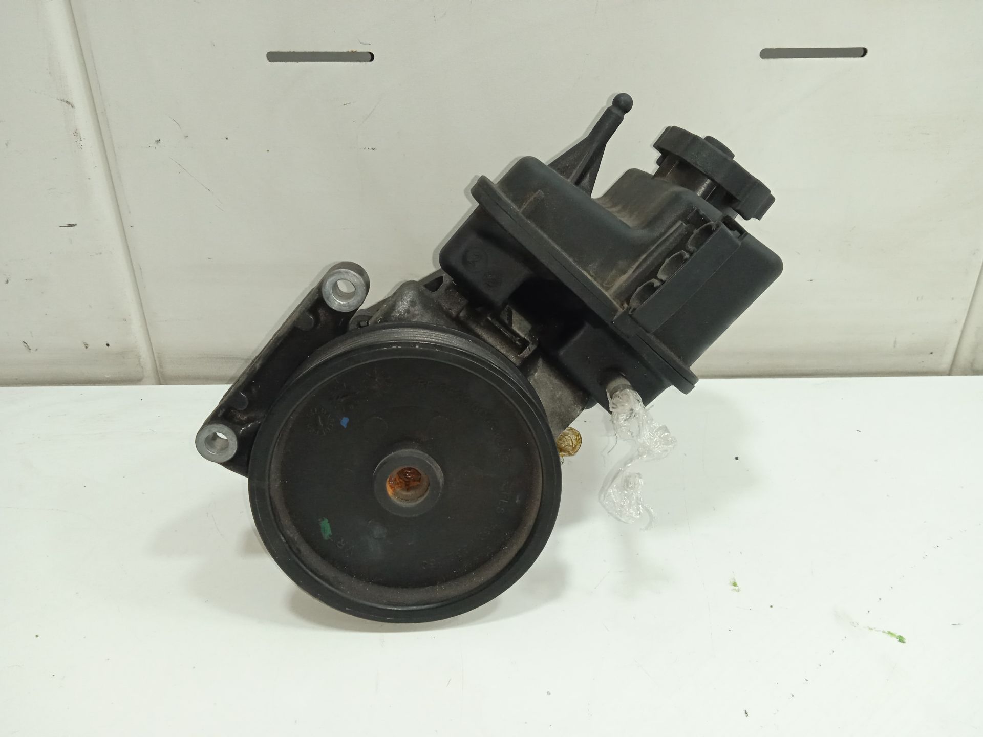 Bomba direccion mercedes-benz clase e (bm 212) lim. 220 cdi blueefficiency (212.00