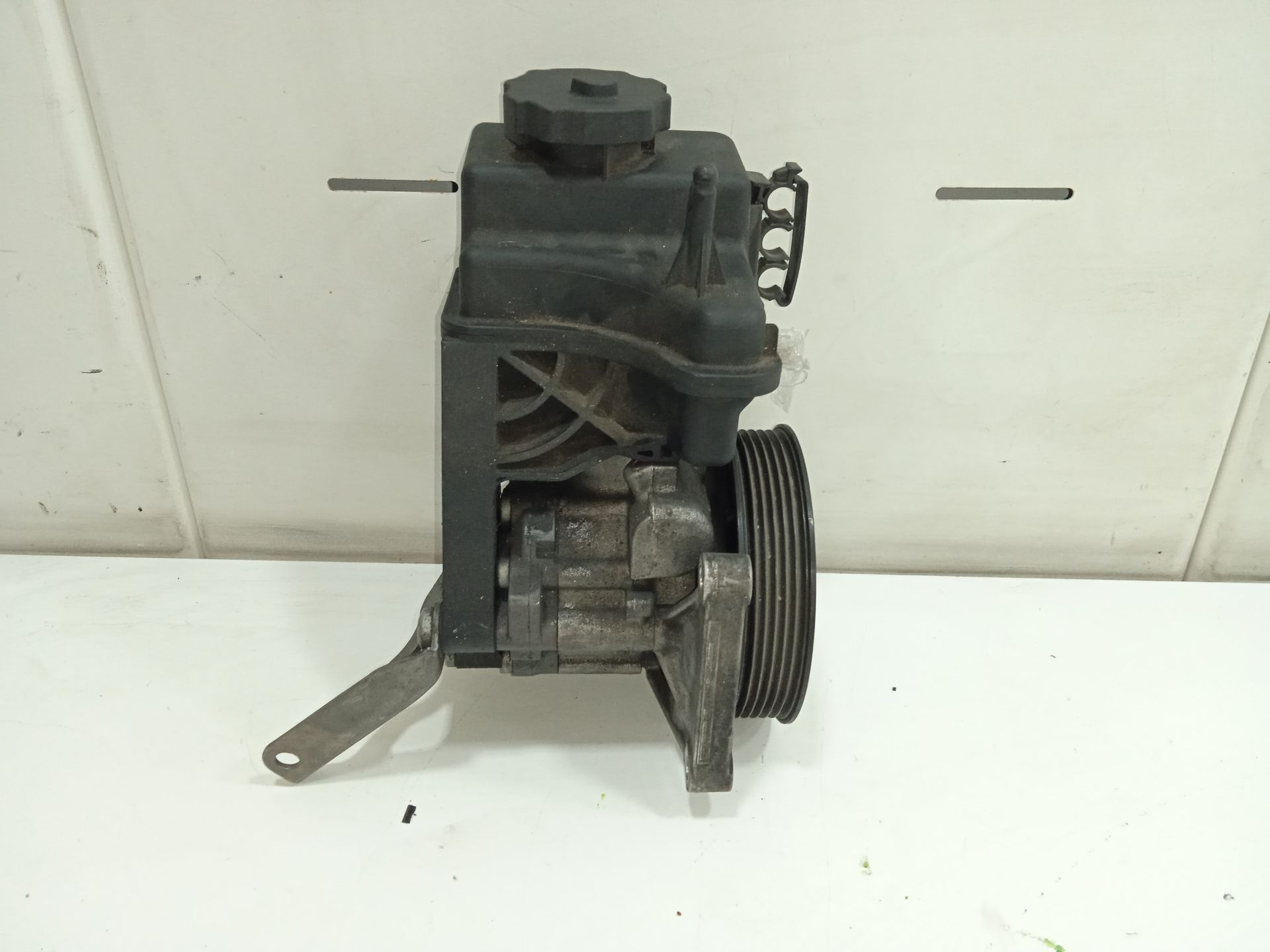 Bomba direccion mercedes-benz clase e (bm 212) lim. 220 cdi blueefficiency (212.00