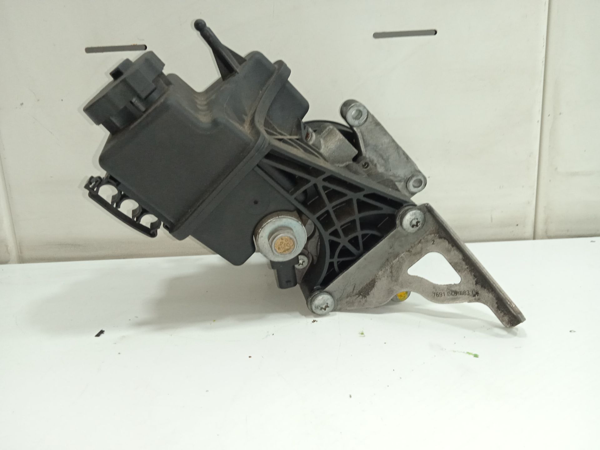 Bomba direccion mercedes-benz clase e (bm 212) lim. 220 cdi blueefficiency (212.00
