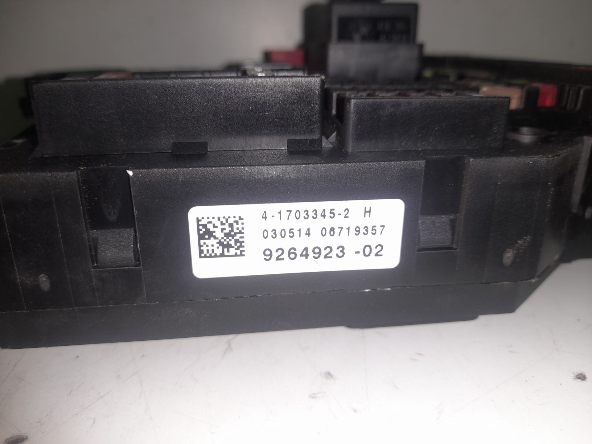 Caja reles / fusibles bmw serie 5 berlina (f10) 520d xdrive