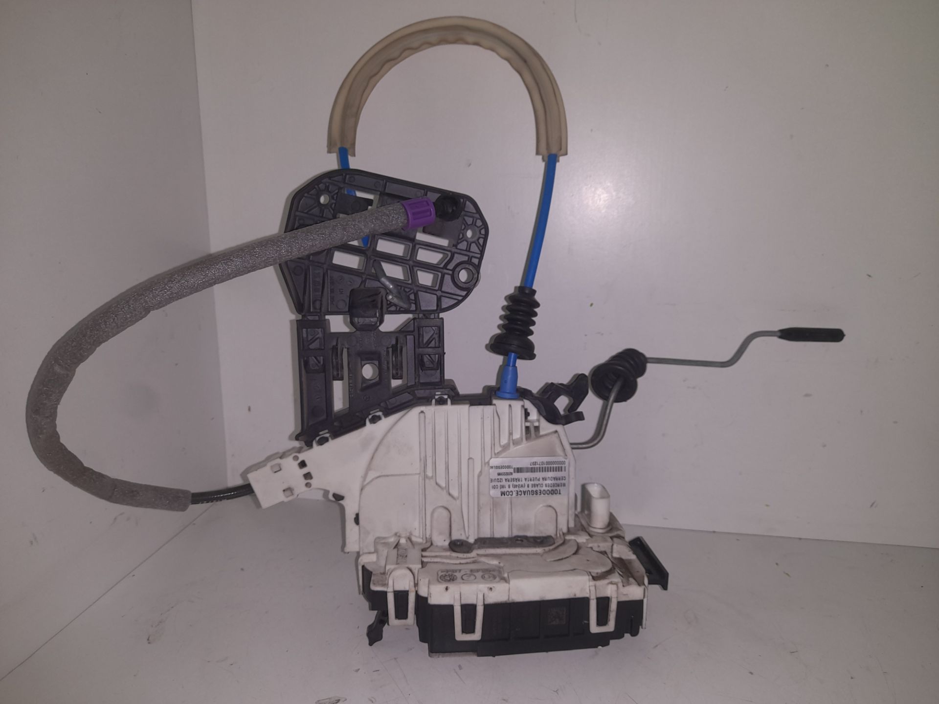 Cerradura puerta trasera izquierda mercedes-benz clase b (bm 246) b 180 cdi (246.212)