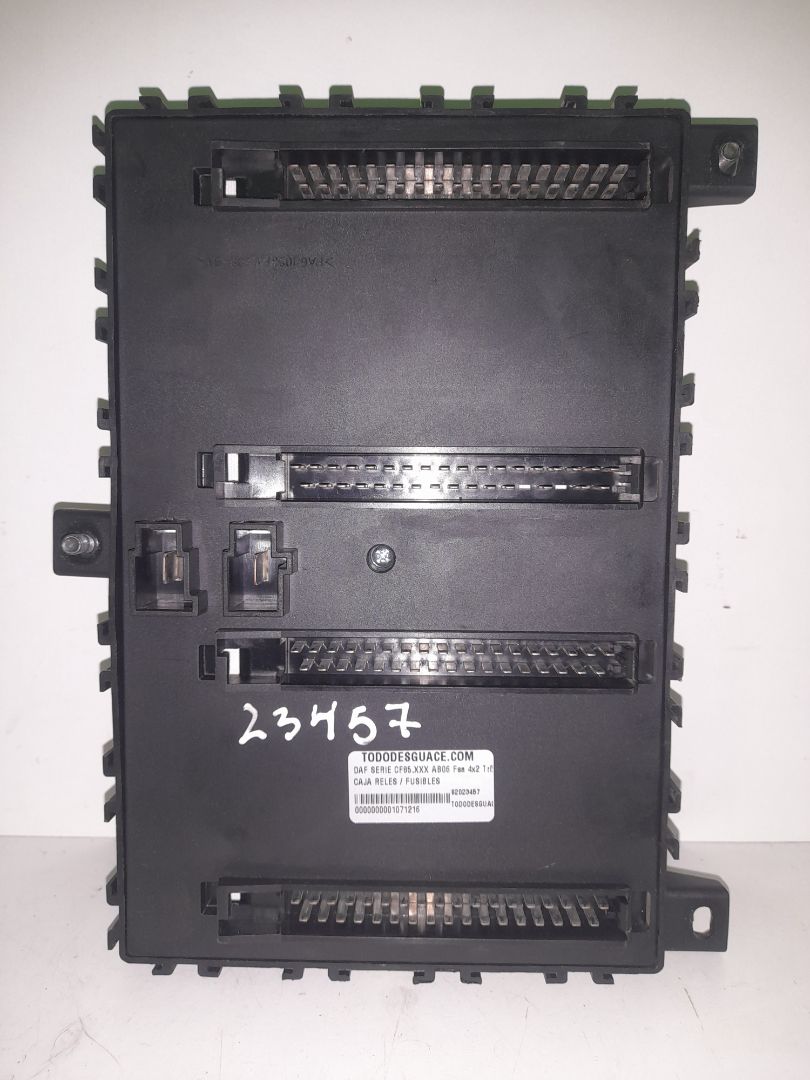 Caja reles / fusibles fsa 4x2 tráfico urbano