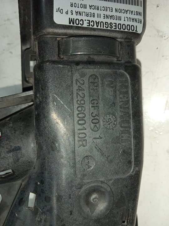 No identificado renault megane iii berlina 5p dynamique