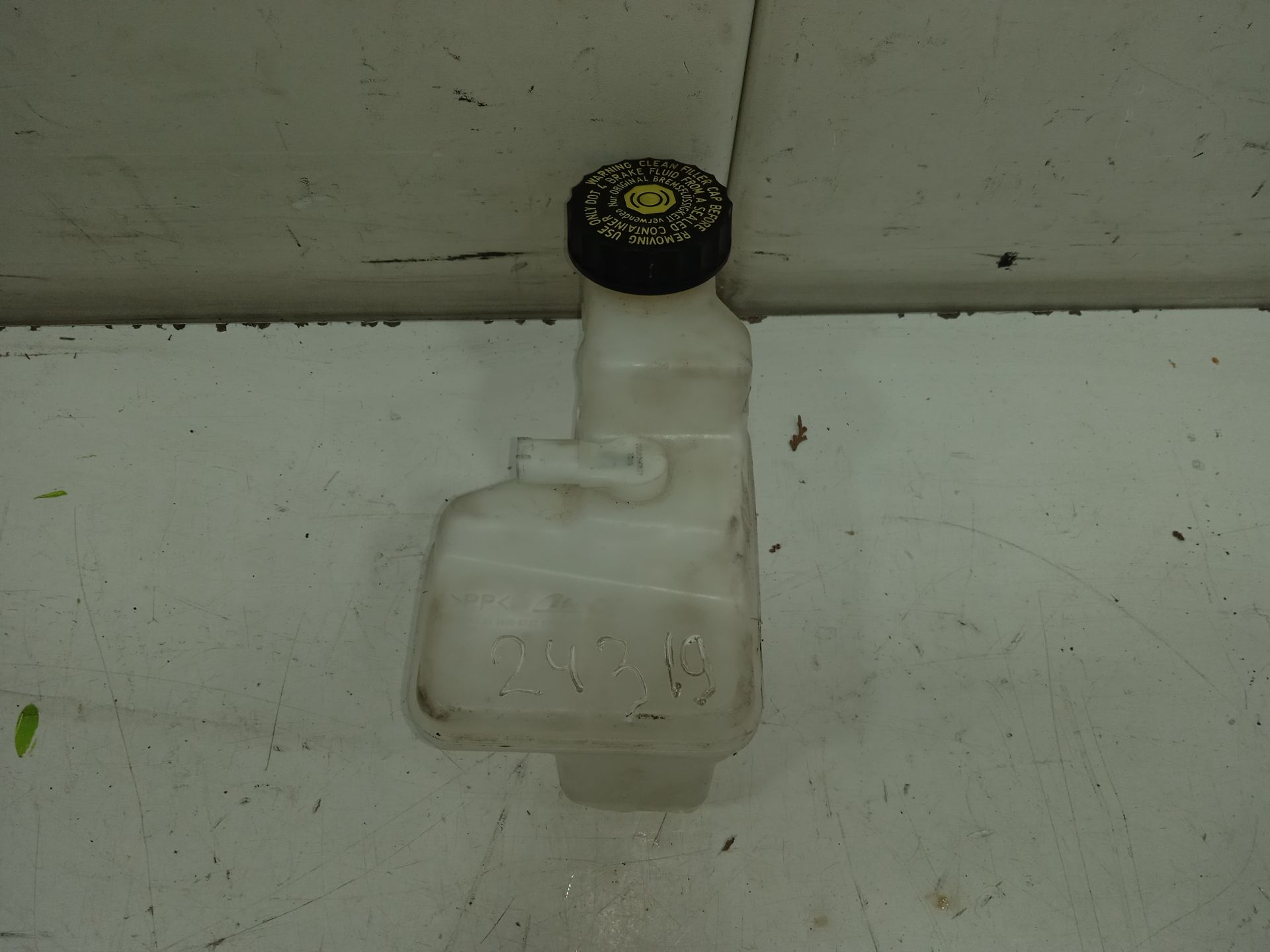 No identificado toyota yaris (xp21) sedition