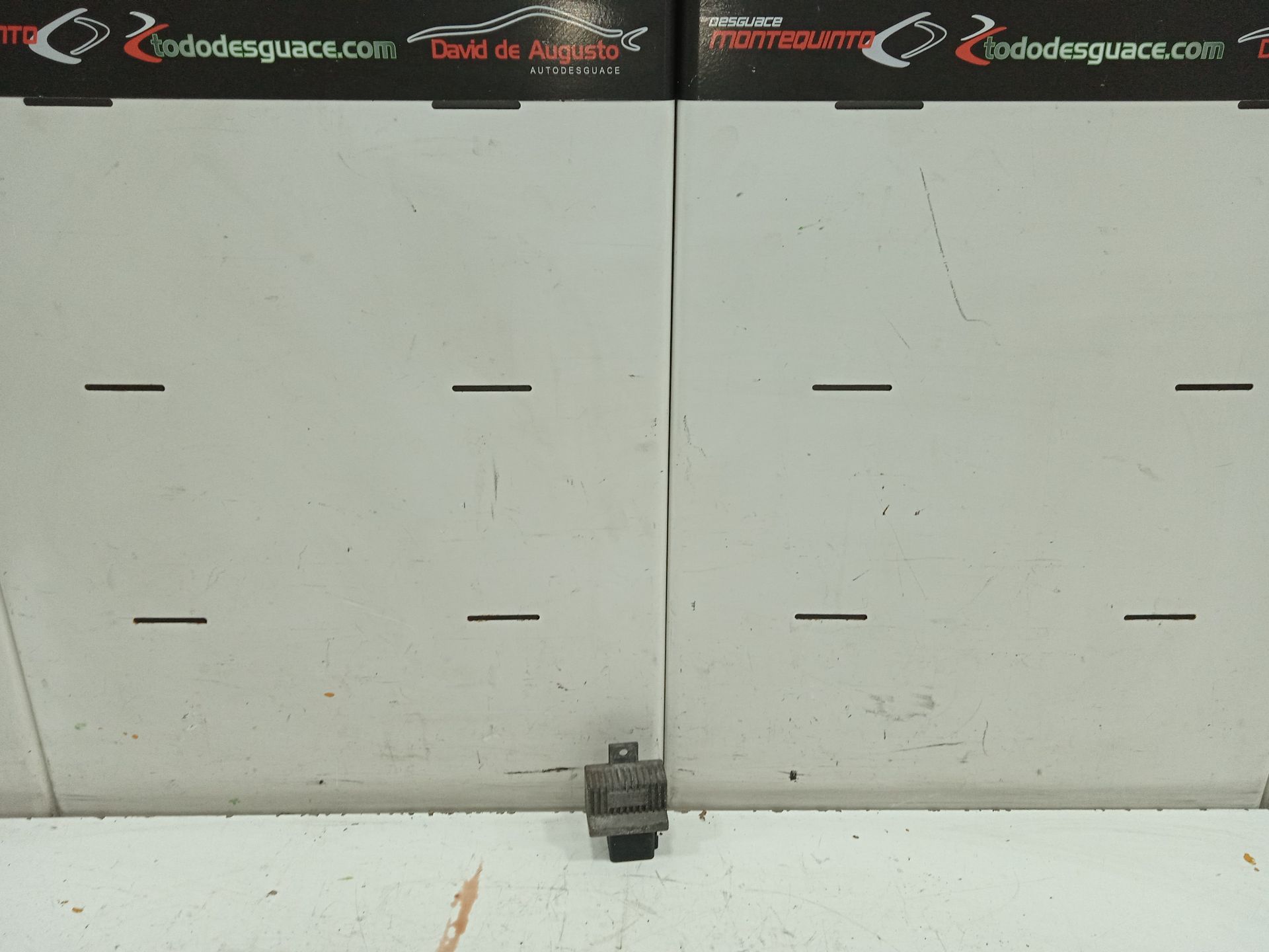 Caja precalentamiento   no identificado