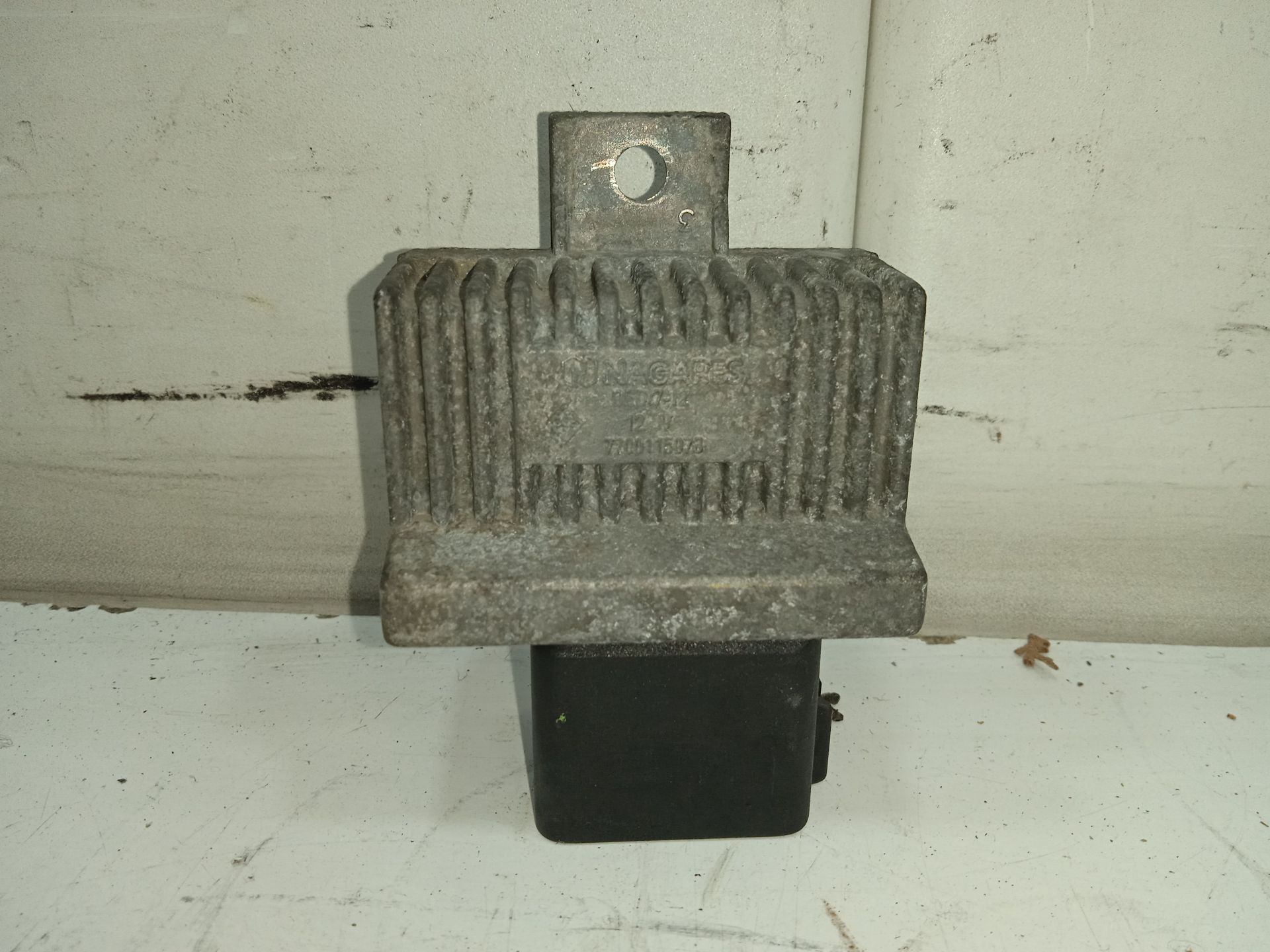 Caja precalentamiento   no identificado