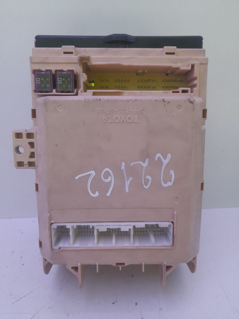 Caja reles / fusibles lexus rx (mcugsumhu3) 400h