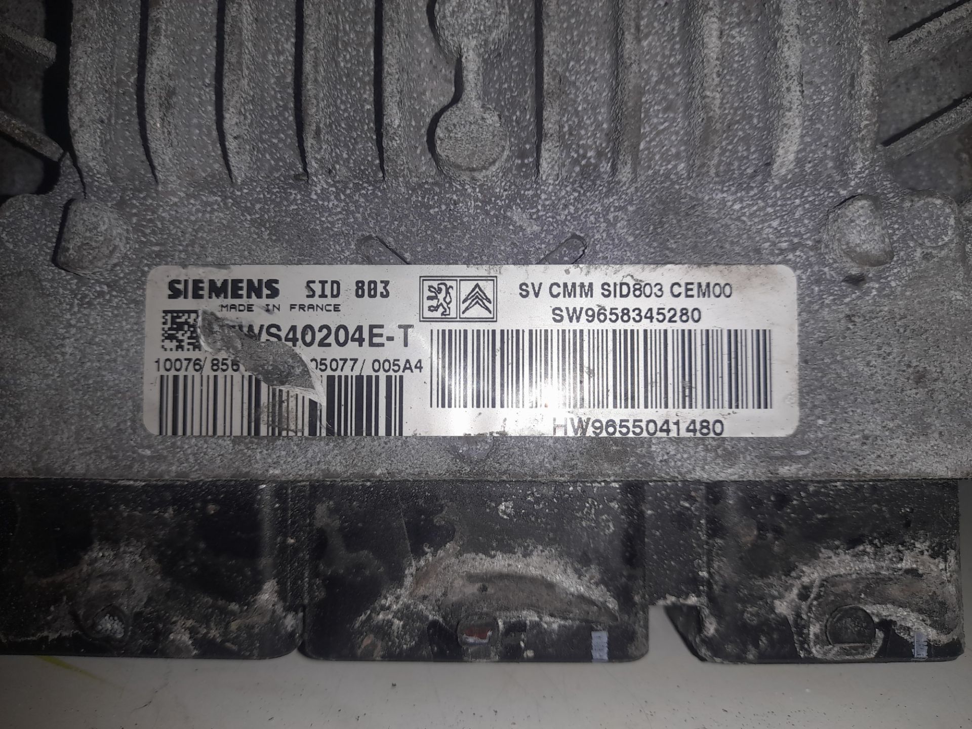 Centralita motor uce   no identificado