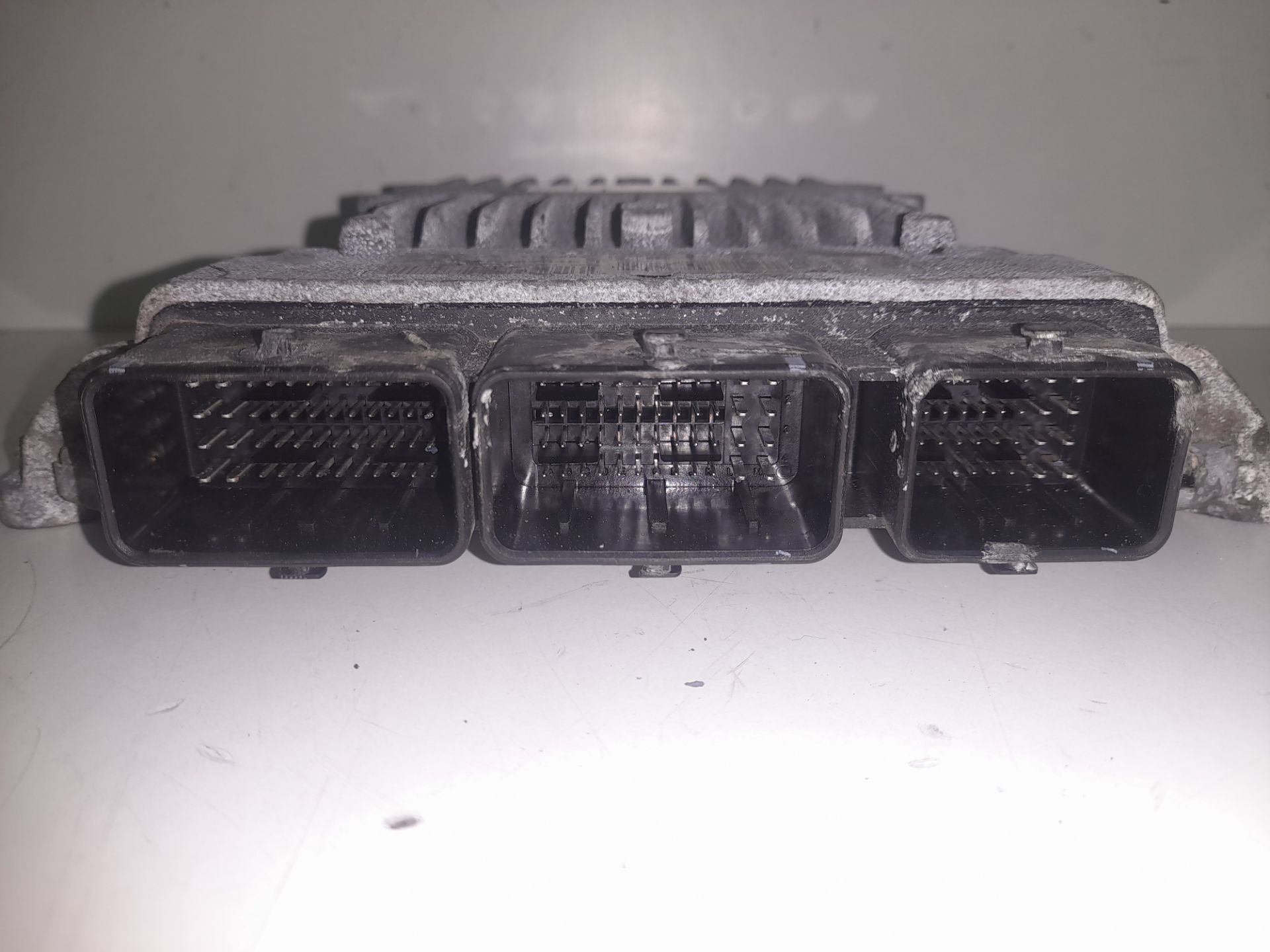 Centralita motor uce   no identificado