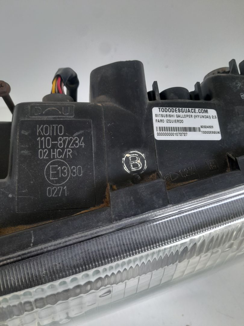 Faro izquierdo mitsubishi galloper (hyundai)(02.1998) 2.5 tdi s.e. confort (5ptas.)
