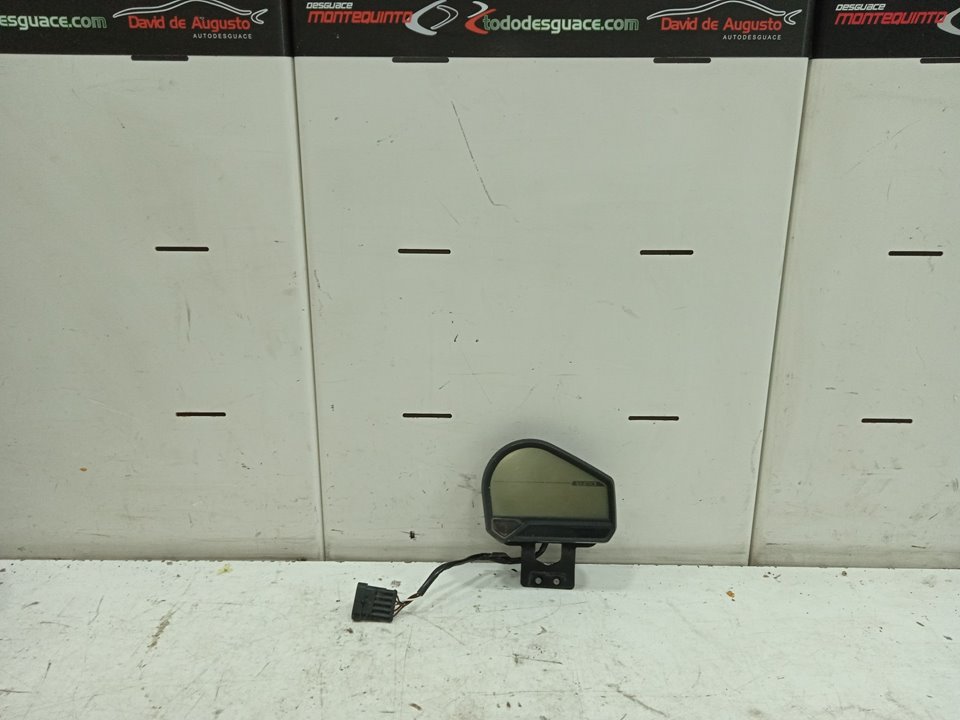 Cuadro instrumentos   no identificado