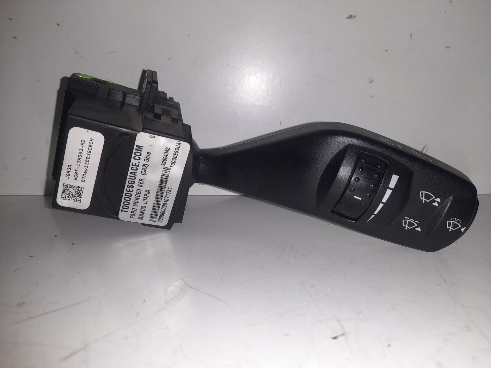 Mando limpia ford mondeo berlina (ca2) ghia