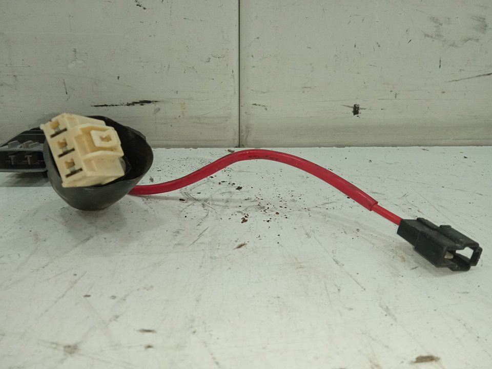 Regulador de corriente yamaha  no identificado