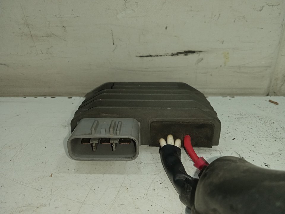 Regulador de corriente yamaha  no identificado