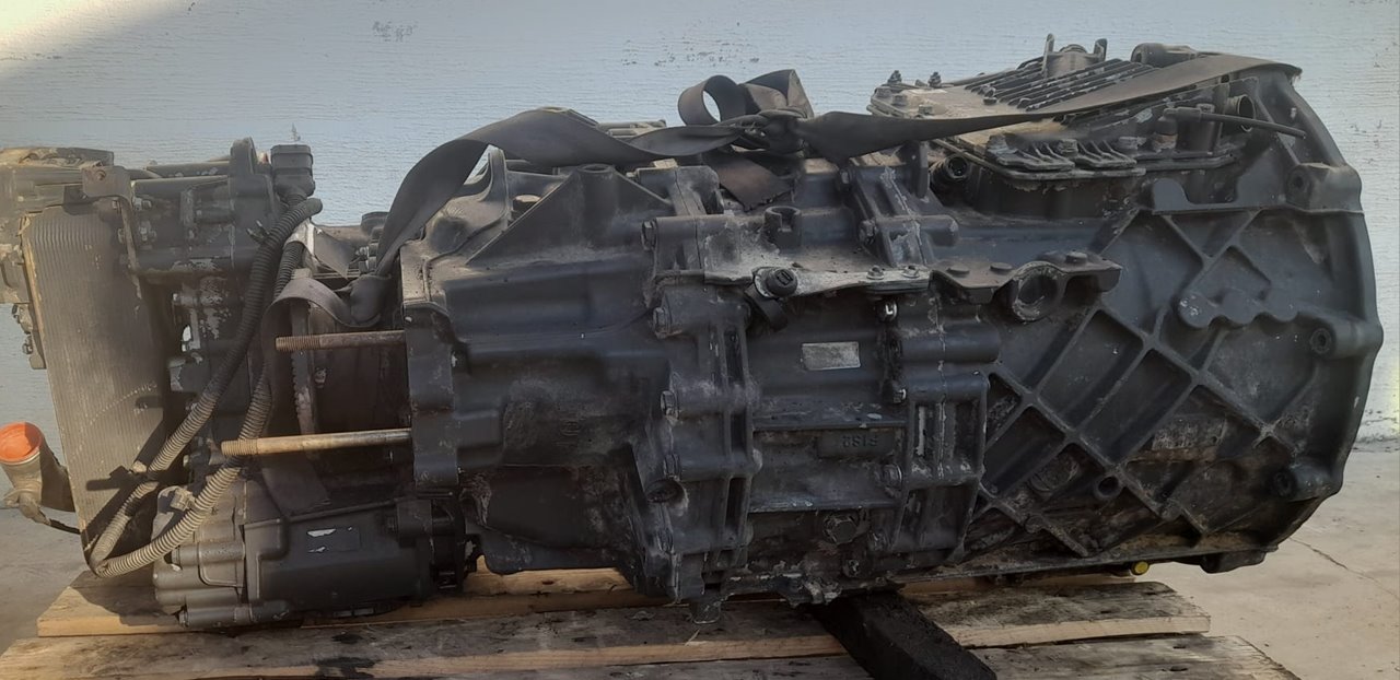 No identificado iveco stralis (as hi-way)(07.2012) fsa tfp lt 4x2 gran espacio