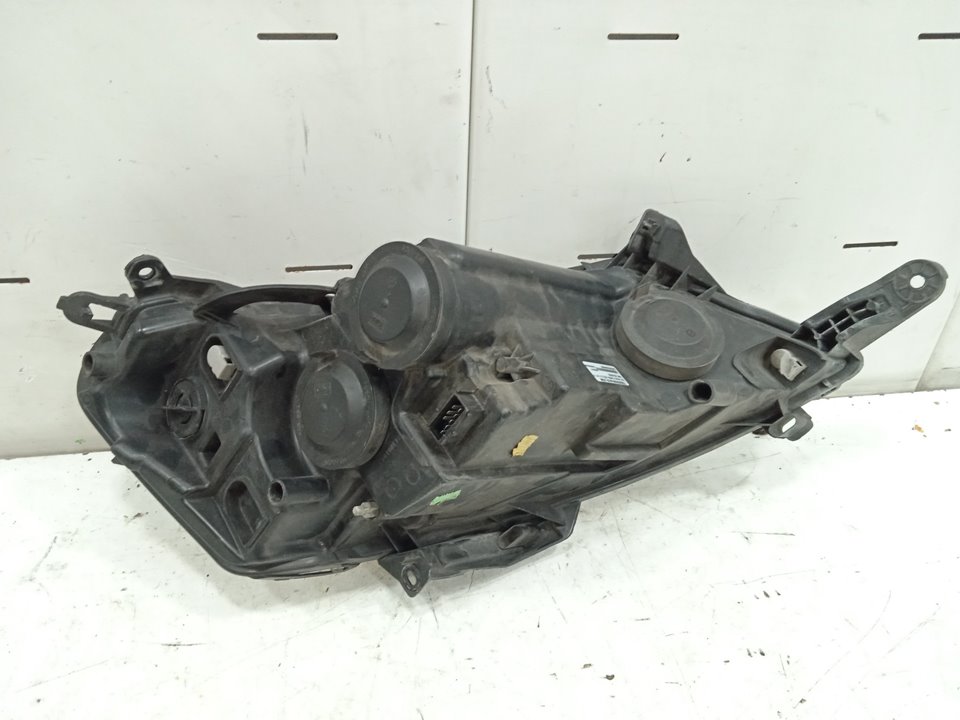 Faro izquierdo 10 l1h1 130 multijet