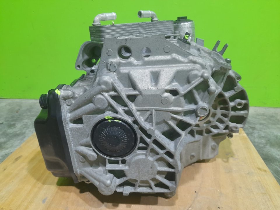 No identificado audi q3 (8ug) attraction