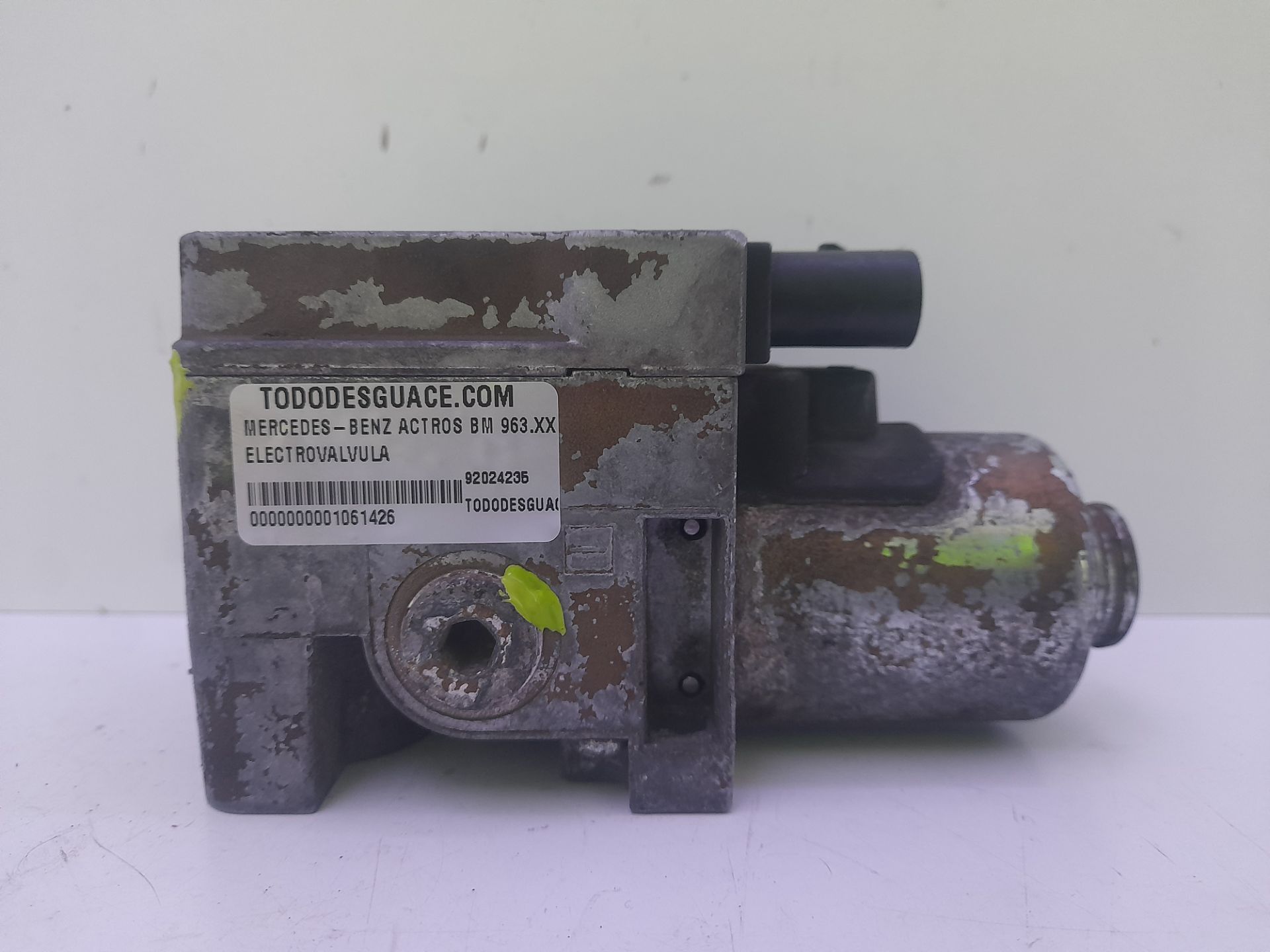 Electrovalvula mercedes-benz actros 4 2-ejes bm 963 (2011) 18xx 4x2 fahrgestell l classic